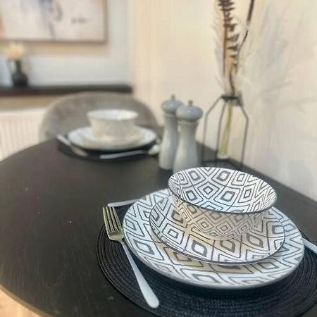 Cosy Stylish Studio Apartment Trowbridge Kültér fotó